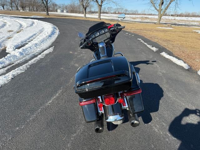 2021 Harley Davidson Electra Glide® Standard Base