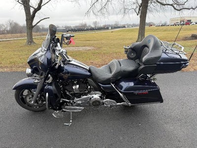 2018 Harley Davidson 115th Anniversary CVO™ Limited Base