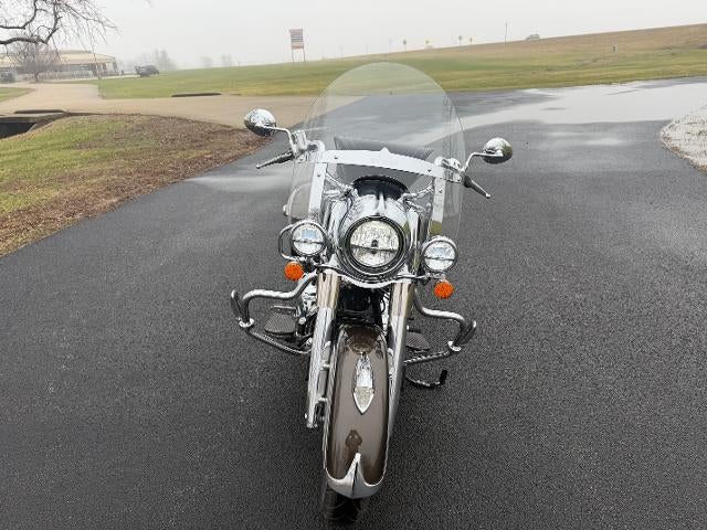 2024 Indian Motorcycle Springfield® Base