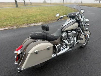 2024 Indian Motorcycle Springfield® Base