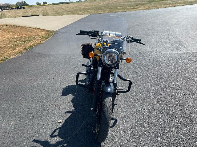 2023 Royal Enfield Meteor 350 Base