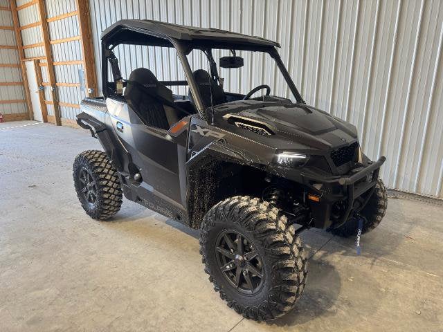 2026 Polaris General XP 1000 Ultimate Base