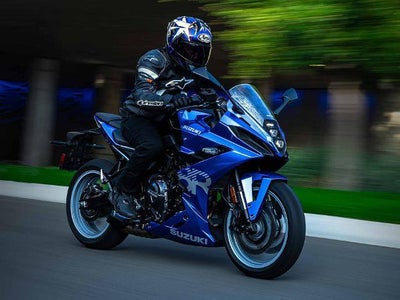 2026 Suzuki GSX-8R Base