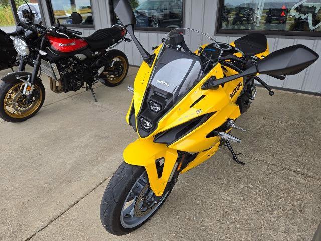 2024 Suzuki GSX-8R Base