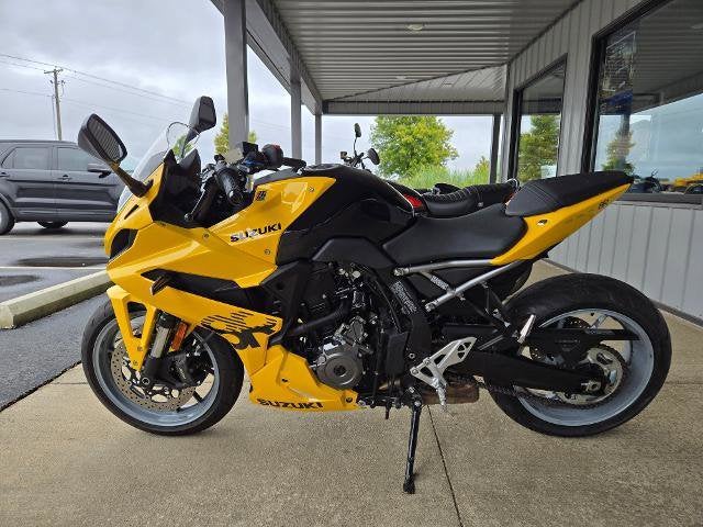2024 Suzuki GSX-8R Base