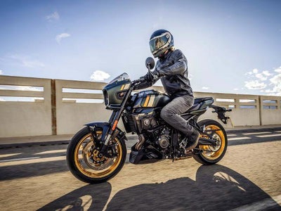 2026 Suzuki GSX-8TT Base