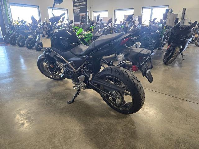 2024 Suzuki SV650 ABS Base