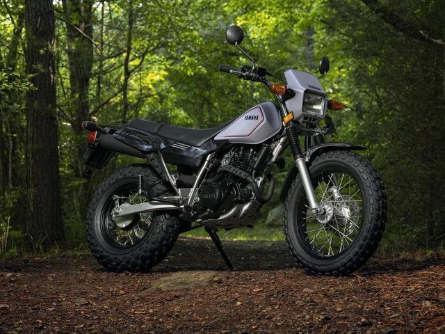 2025 Yamaha TW200 Base