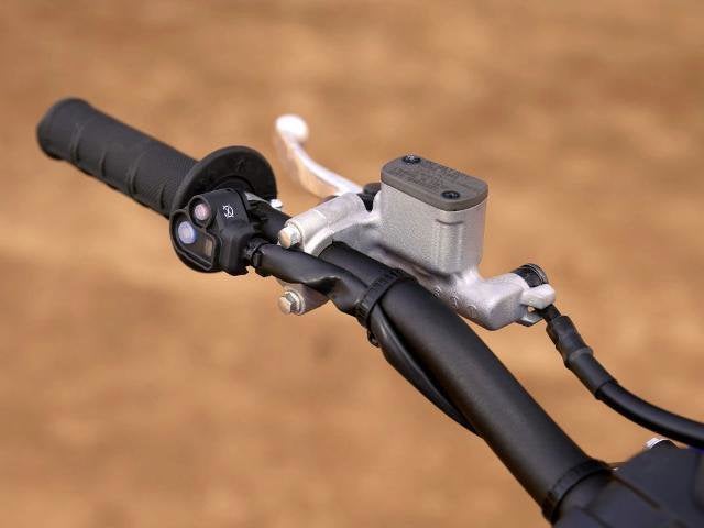 2026 Yamaha YZ450F Base