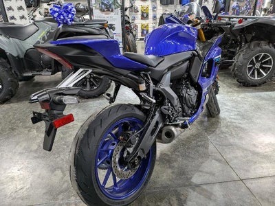 2025 Yamaha YZF-R7 Base