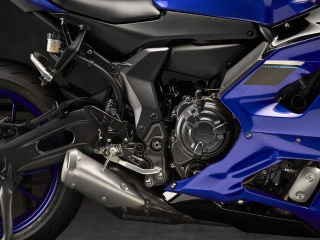 2025 Yamaha YZF-R7 Base