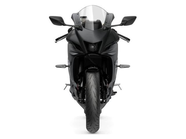 2025 Yamaha YZF-R7 Base