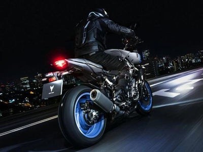 2025 Yamaha MT-10 Base
