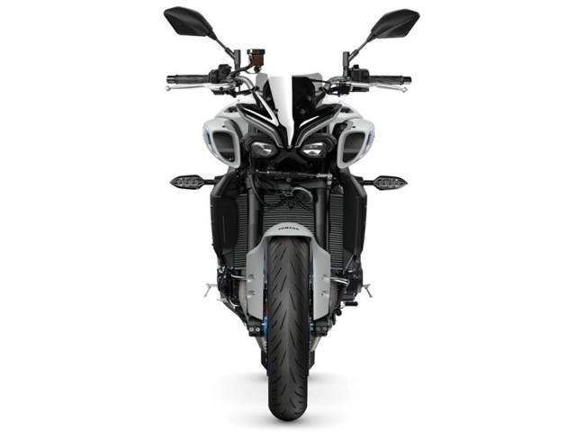 2025 Yamaha MT-10 Base