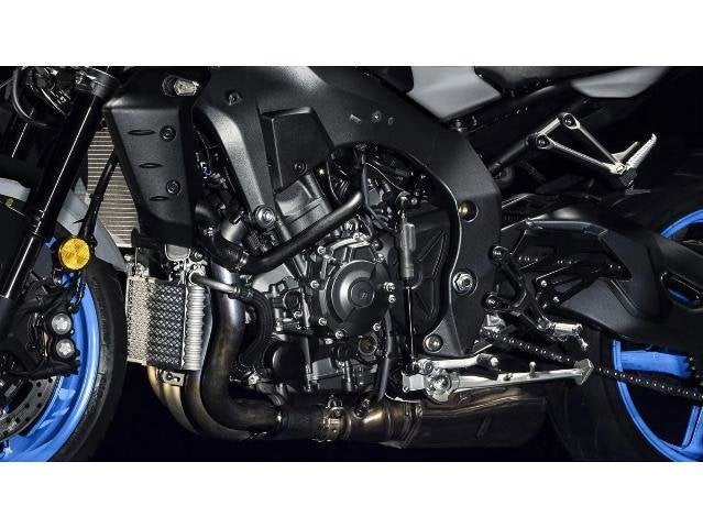 2025 Yamaha MT-10 Base