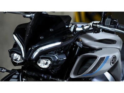 2025 Yamaha MT-10 Base