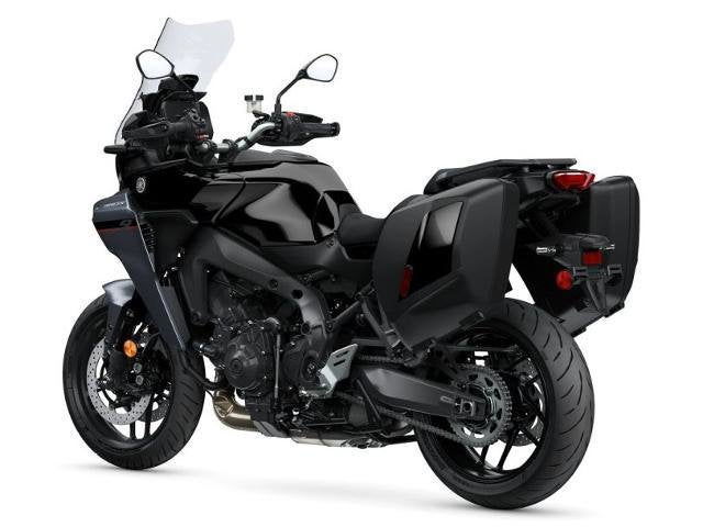 2026 Yamaha Tracer 9 Base