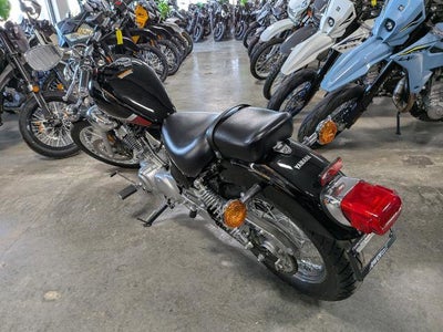2025 Yamaha V Star 250 Base