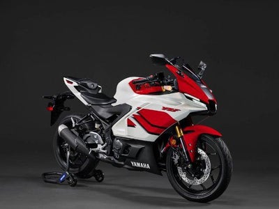 2026 Yamaha YZF-R3 Base
