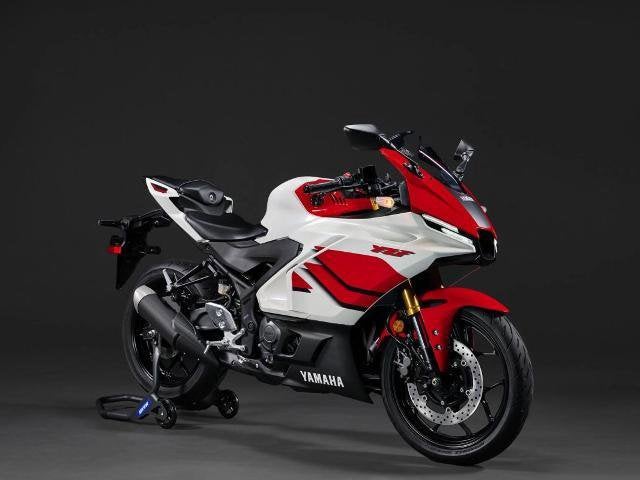2026 Yamaha YZF-R3 Base