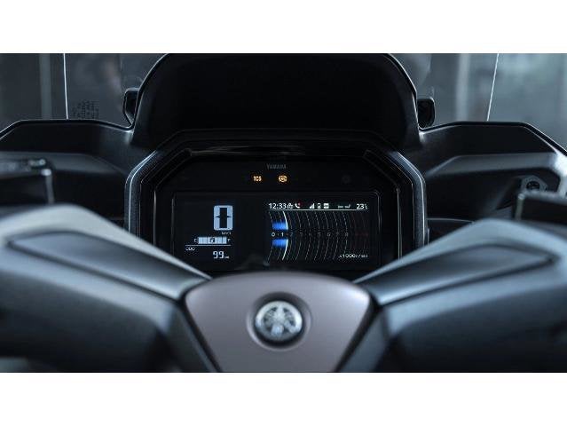 2026 Yamaha XMAX Base