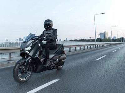 2026 Yamaha XMAX Base