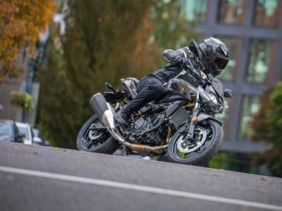 2026 Kawasaki Z500 ABS Base