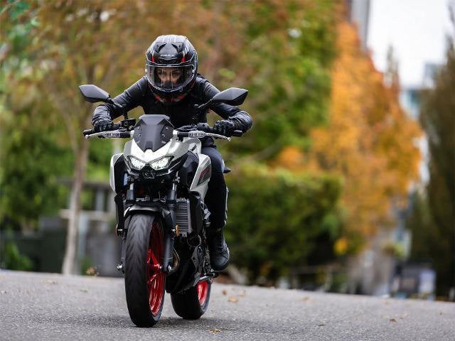 2026 Kawasaki Z500 SE ABS Base