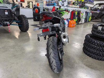 2026 Kawasaki Ninja ZX-4R ABS Base