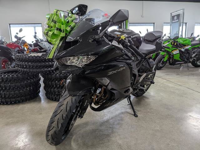 2026 Kawasaki Ninja ZX-4R ABS Base