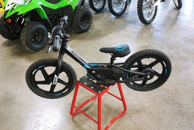 2023 Stacyc 16eDRIVE Base