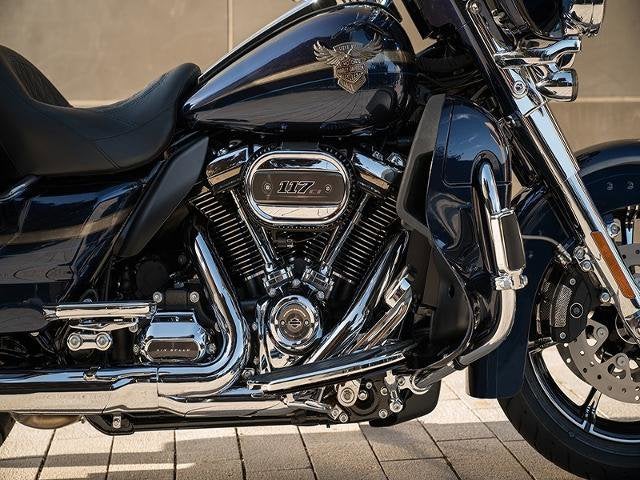 2018 Harley Davidson Anniversary CVO Limited Base