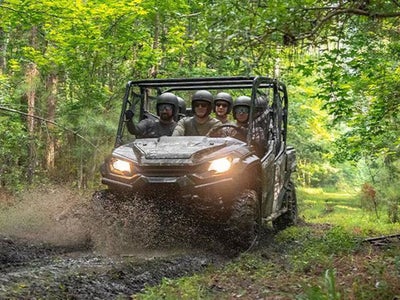 2025 Honda Powersport Pioneer 1000-6 Deluxe Crew Base