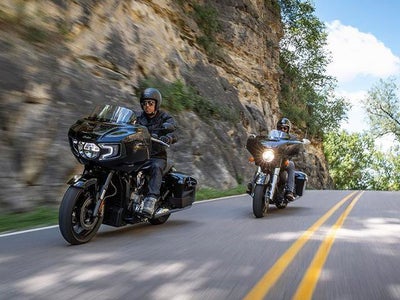 2021 Indian Motorcycle Challenger® Base