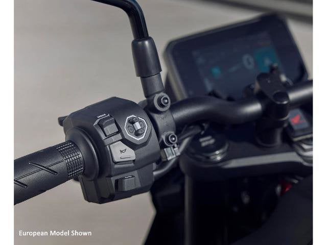 2025 Honda Powersport CB750 Hornet Base