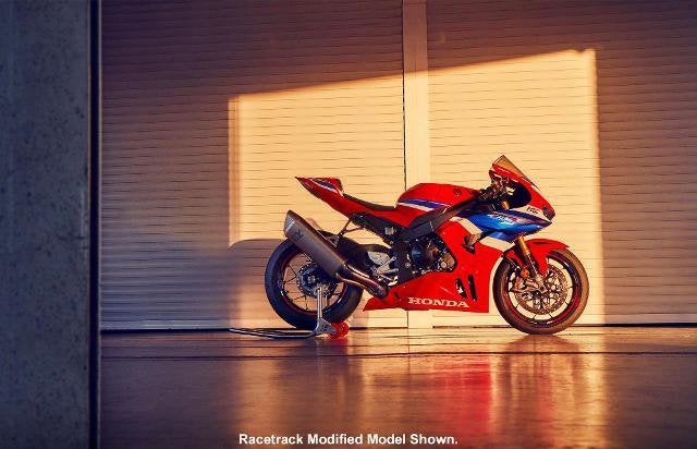 2026 Honda Powersport CBR1000RR-R Fireblade SP Base