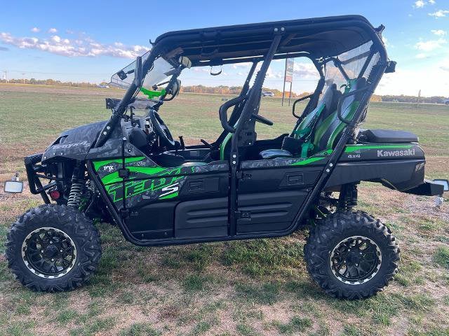 2022 Kawasaki Teryx4 S LE Base