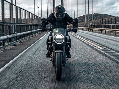 2024 Husqvarna Svartpilen 401 Base