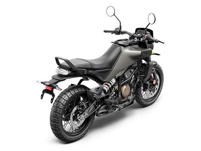 2024 Husqvarna Svartpilen 401 Base