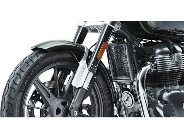 2024 Royal Enfield Super Meteor 650 Base