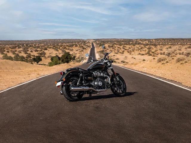 2024 Royal Enfield Super Meteor 650 Base