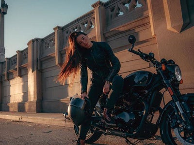 2026 Royal Enfield Shotgun 650 Base