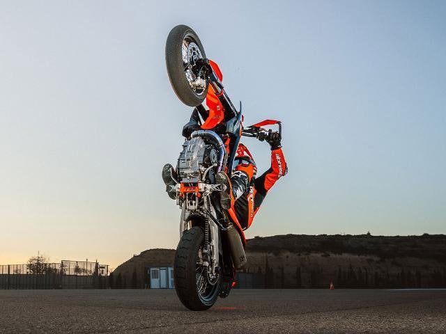 2026 Ktm 690 SMC R Base