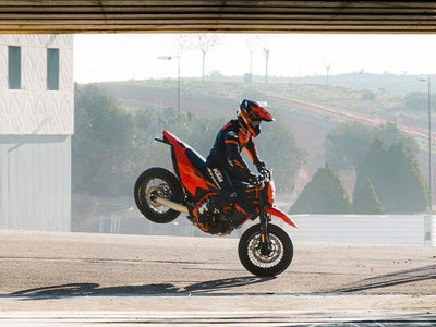 2026 Ktm 690 SMC R Base