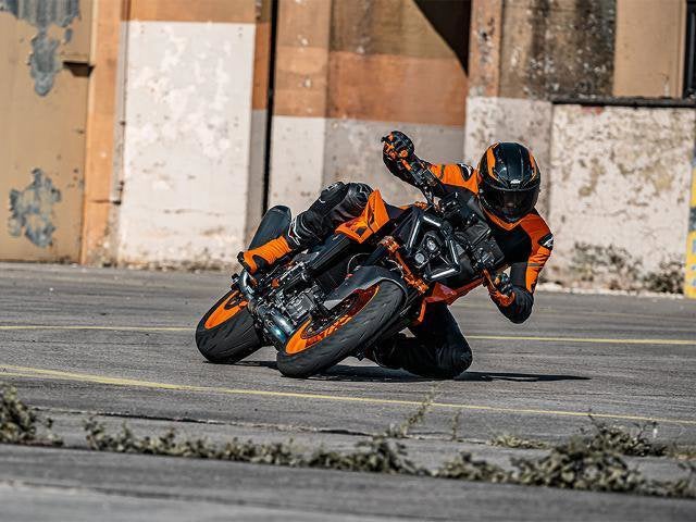2024 Ktm 990 Duke Base