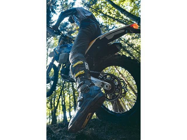 2025 Husqvarna FE 350s Heritage Base