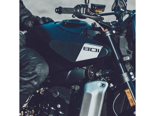 2025 Husqvarna Svartpilen 801 Base