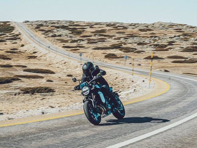 2025 Husqvarna Svartpilen 801 Base