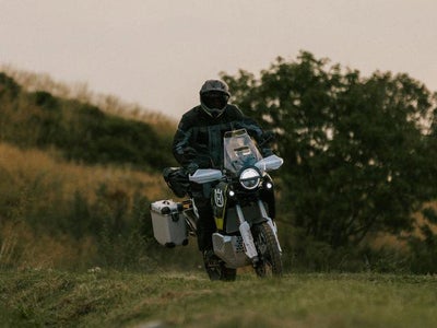 2025 Husqvarna Norden 901 Expedition Base