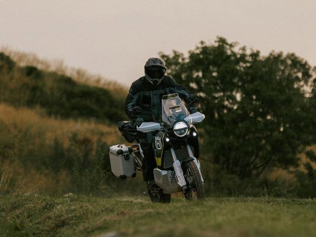 2025 Husqvarna Norden 901 Expedition Base